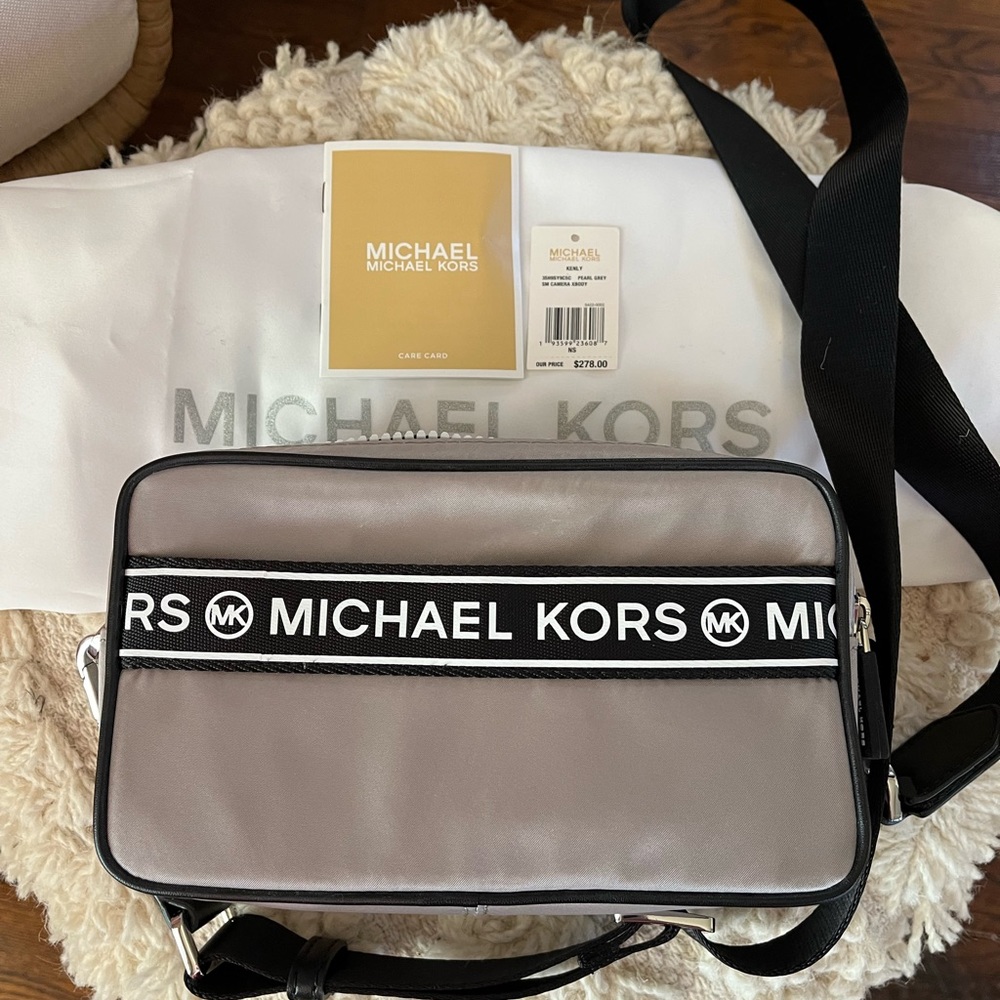Michael kors cross body NEW
